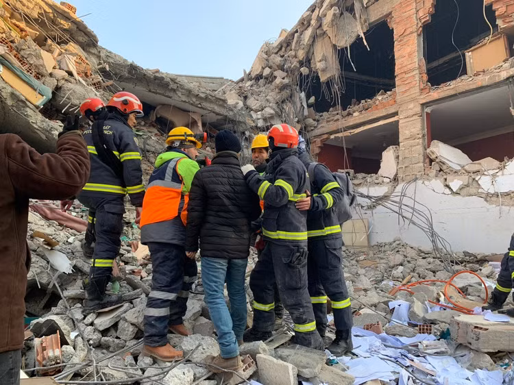 11 nganh nghe chang lo mat viec du AI co thong minh den dau-Hinh-5