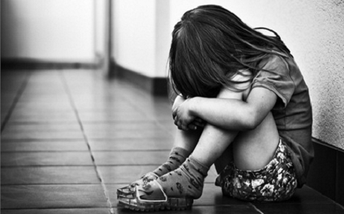 Sức khỏe bé gái 13 tuổi ở Hà Nội vừa sinh con nặng 2,9kg ra sao? - Ảnh minh họa