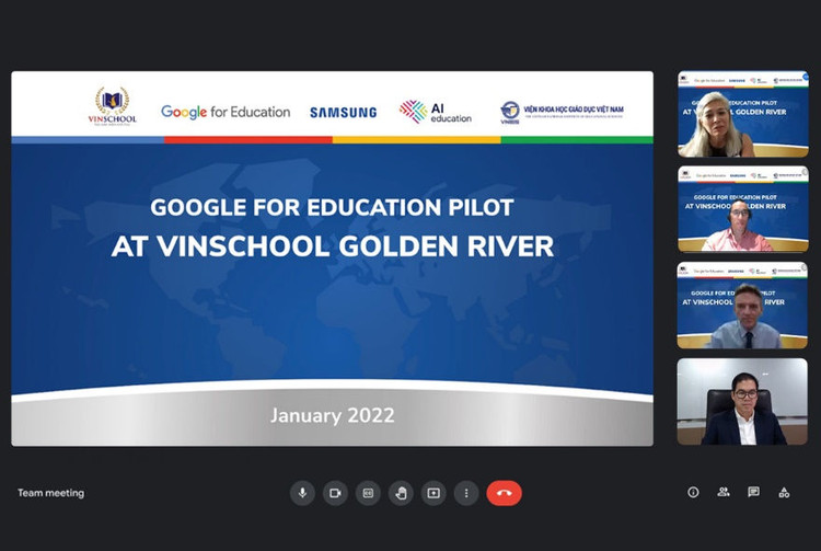 Ban lãnh đạo Hệ thống Giáo dục Vinschool cùng đại diện đến từ Google và Samsung trong cuộc họp triển khai chương trình.