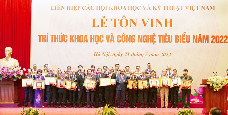 gs.ts-nguyen-van-phuoc-2.jpg