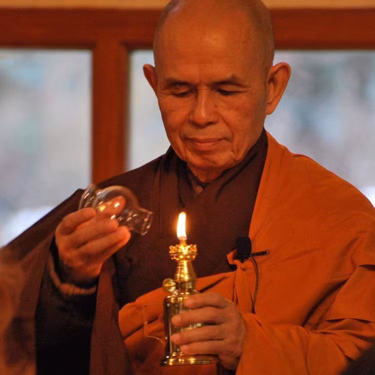 cau-noi-thien-su-thich-nhat-hanh-3.jpg