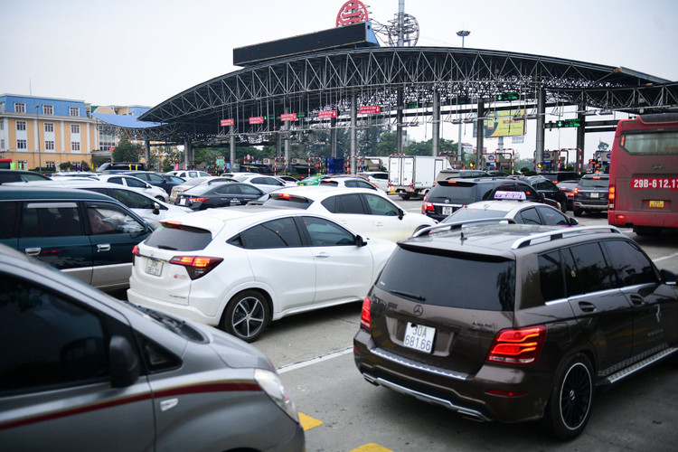 un u Phap Van - Cau Gie, tro ve Ha Noi anh 2