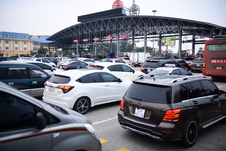 un u Phap Van - Cau Gie, tro ve Ha Noi anh 2