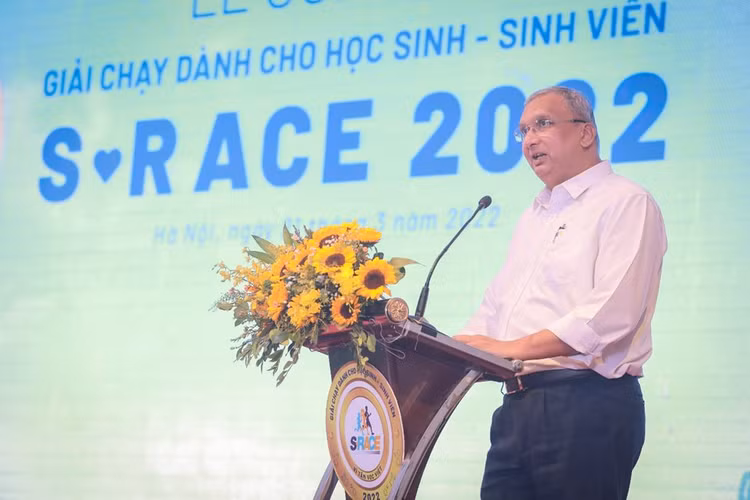 Đại diện đơn vị đồng hành Tập đoàn TH, ông Vijay Kumar Pandey (Chủ tịch HĐQT CTCP Thực phẩm sữa TH) chia sẻ tại Lễ công bố S-Race 2022.