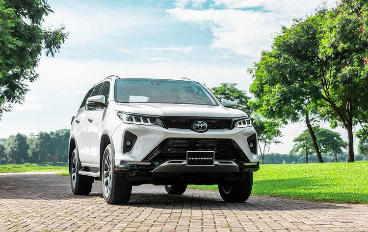 fortuner-2022.jpg