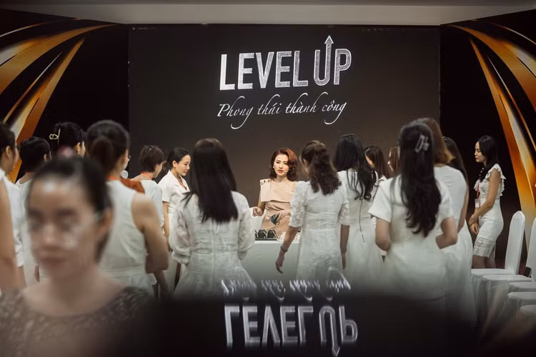 Phụ nữ khí chất