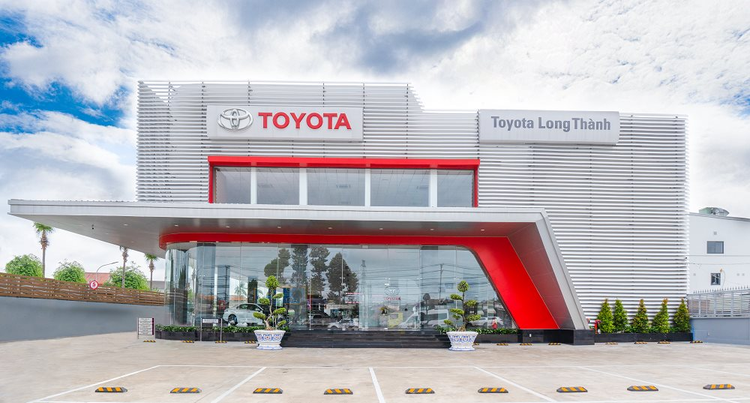 toyota-long-thanh.png
