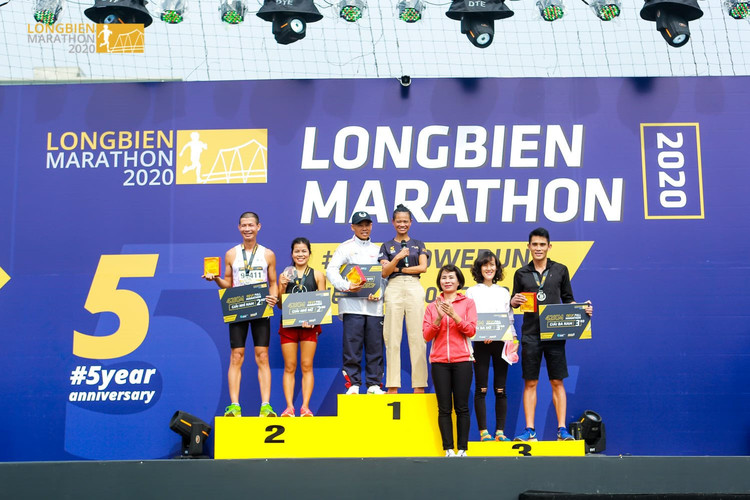 chi-nguyen-marathon-long-bien-2020.jpg