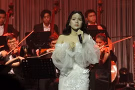 'Musique de Salon 16': Thuỳ Chi 2 lần hát rock, thăng hoa với những bản nhạc kinh điển