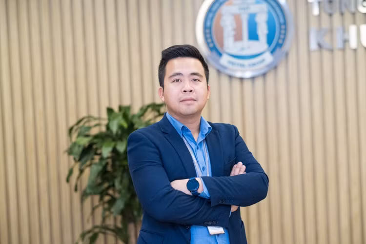 Chan dung 10 guong mat tre Viet Nam tieu bieu nam 2022-Hinh-4