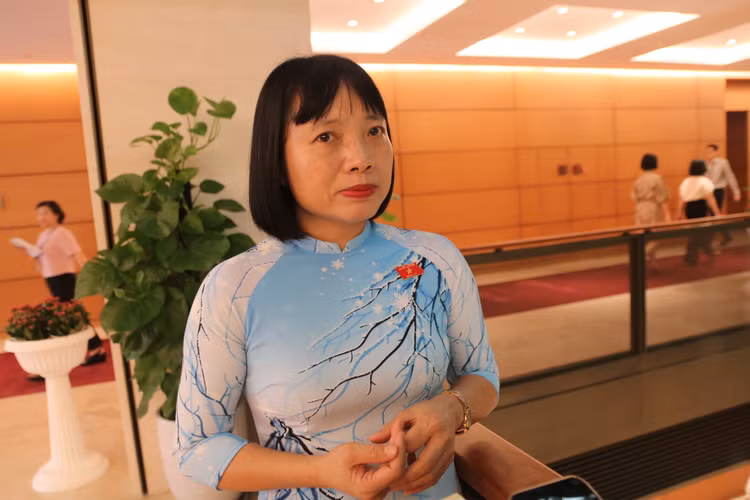 DBQH: Thong tuyen bao hiem y te luc nay gay nhieu he luy-Hinh-2