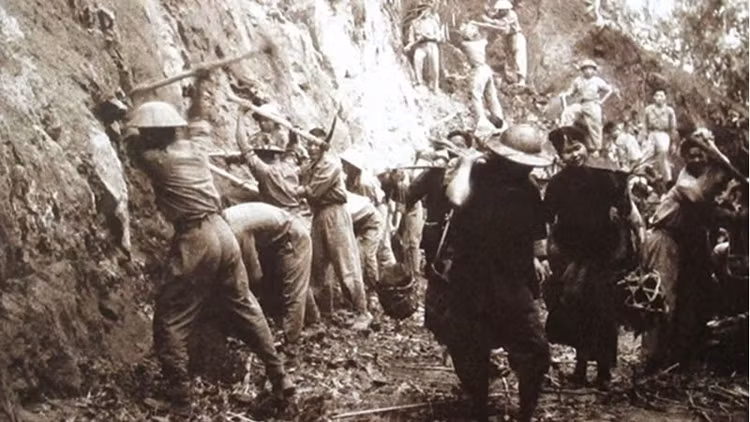 Ky uc cuu TNXP Dien Bien Phu: “Thang roi, oi troi khoc, mung qua!“-Hinh-2