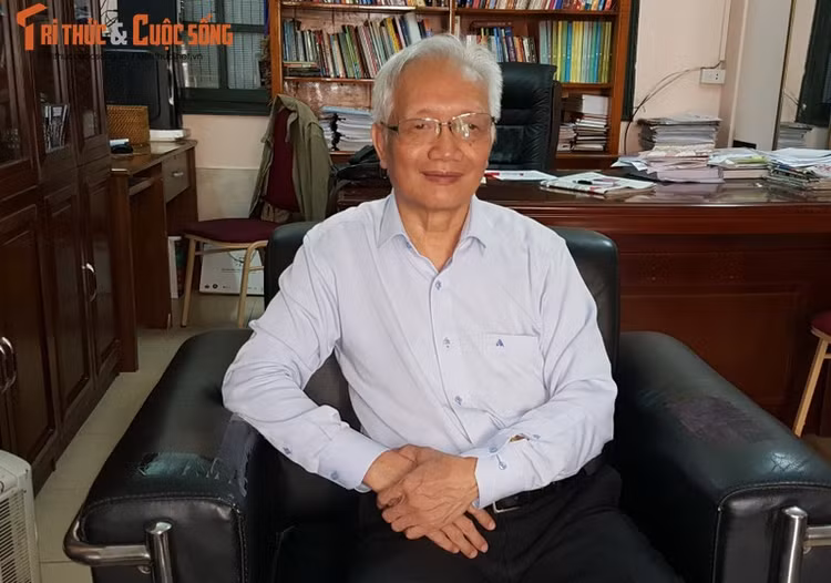 Tuyen sinh lop 10, thi tot nghiep THPT 2025: Phep thu voi Bo GD&DT va hoc sinh?-Hinh-4