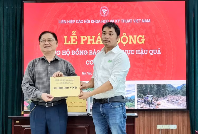 VUSTA phat dong ung ho dong bao khac phuc hau qua con bao so 3 Yagi-Hinh-4