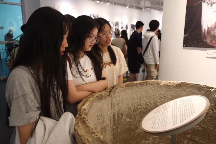 Nguoi tre tim ve ky uc hao hung dip le Thong nhat dat nuoc-Hinh-7