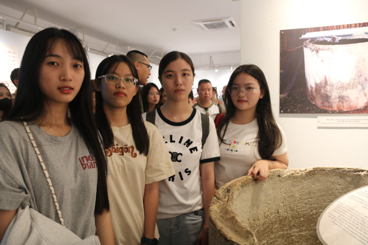 Nguoi tre tim ve ky uc hao hung dip le Thong nhat dat nuoc-Hinh-6