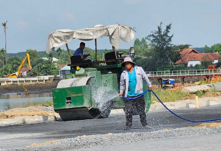 Dien mao moi duong ven song Dong Nai gan 2.000 ty dong sau 2 nam khoi cong-Hinh-5
