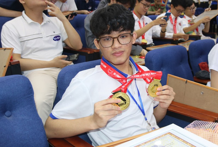 Bat ngo cach hoc cua 