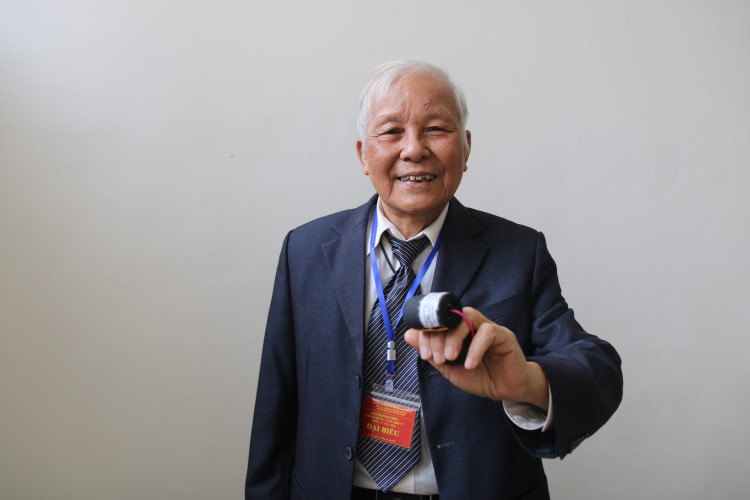 “Vua do choi” Ha Trong Dung: Hanh trinh danh thuc tuoi tho Viet