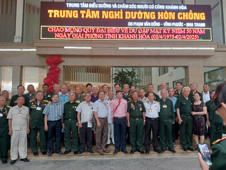 Xuc dong ky uc ngay 30/4: 'Giai phong roi, ve voi bam roi!'-Hinh-5