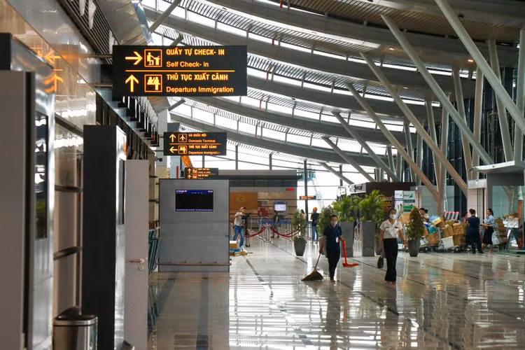 “Muc so thi” nha ga hang khong hon 2.200 ty o Hue-Hinh-3