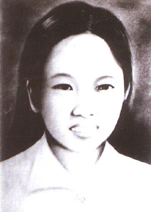 Chum anh: Chan dung 10 co gai Nga ba Dong Loc phuc dung bang AI-Hinh-17