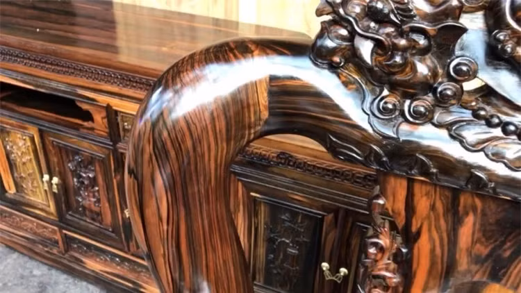 5 loai go dat nhat the gioi: Mot loai co nhieu o Viet Nam-Hinh-3