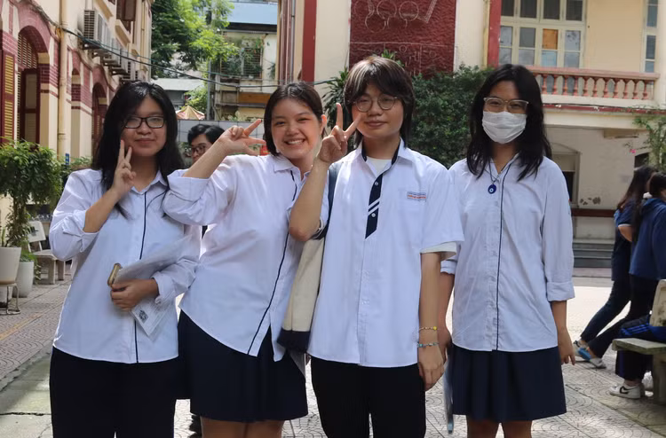 Sang nay, 28/6, thi sinh lam bai thi to hop can luu y gi?