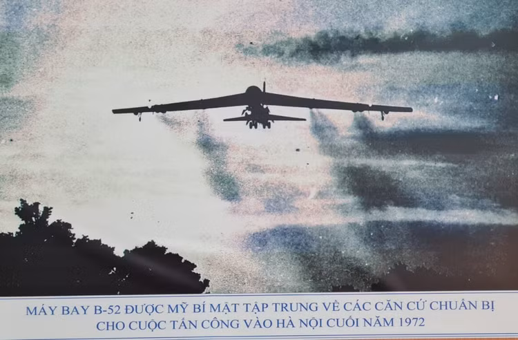 Anh: Ky uc khong the nao quen ve chien dich “Dien Bien Phu tren khong”-Hinh-3