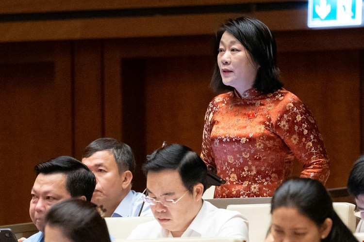 Đảy mạnh phân cấp, trao quyền, nhưng phải đảm bảo kiểm soát quyền lực Day manh phan cap, trao quyen, nhung phai dam bao kiem soat quyen luc