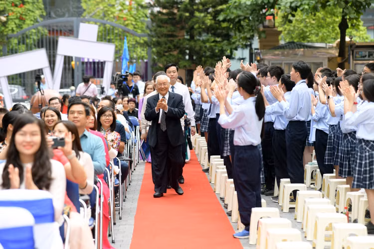 Chum anh: Hoc sinh ca nuoc han hoan khai giang nam hoc moi-Hinh-7