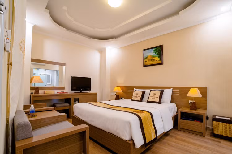 Thue khach san, vao trung tam thuong mai tranh nong vi cat dien-Hinh-10