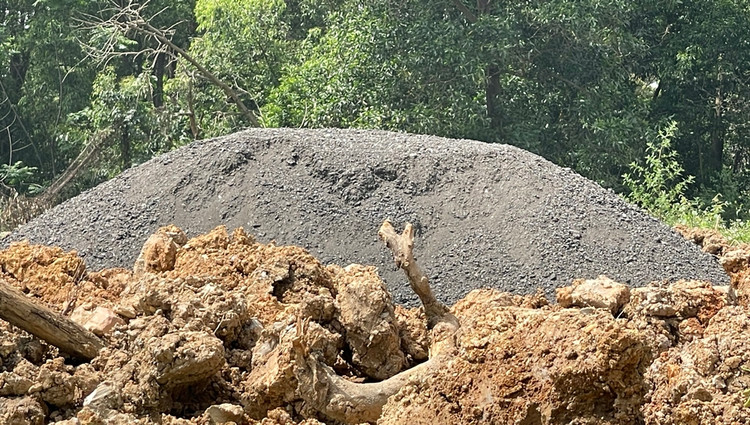 Ha Noi: Ngan chan san lap dat trai phep o Sai Son-Hinh-6