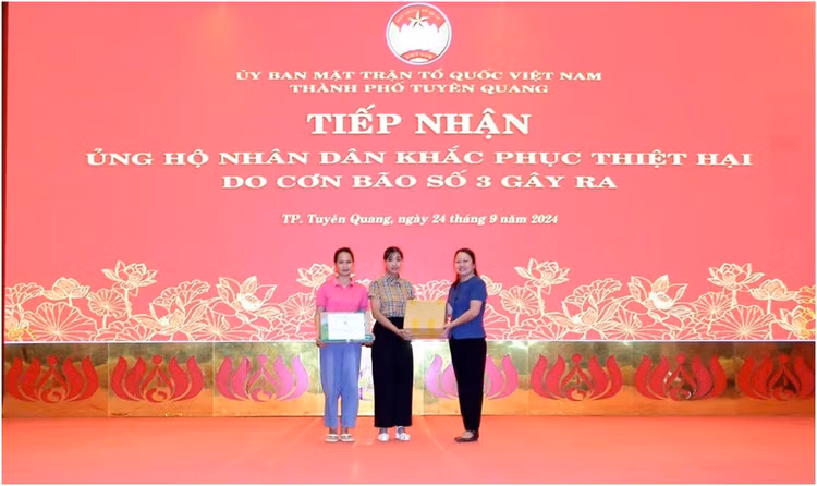 LHH Viet Nam ho tro Tuyen Quang khac phuc hau qua lu lut-Hinh-3