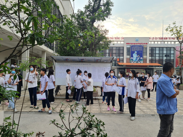 Ha Noi co so thi sinh dang ky du thi lop 10 lon nhat ca nuoc-Hinh-10