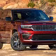 Jeep Grand Cherokee bị triệu hồi vì lỗi hệ thống kiểm soát áp suất lốp
