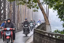 Hà Nội oi nóng, bao giờ miền Bắc mới đón không khí lạnh?