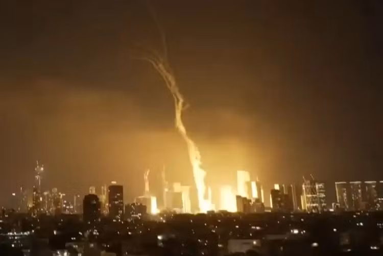 0b80de4f4e-trl-aviv.jpg