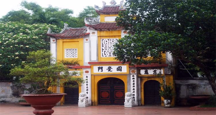 Cùng với “Khuê Văn Các” thì đây cũng là di tích lịch sử văn hóa lâu đời, là biểu tượng của Thủ đô ngàn năm văn hiến. Cùng với “Khuê Văn Các” thì đây cũng là di tích lịch sử văn hóa lâu đời, là biểu tượng của Thủ đô ngàn năm văn hiến.