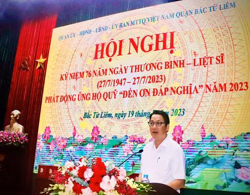 Đồng chí Vũ Hà Thành Uỷ viên bí thư quận ủy phát biểu kỷ niệm ngày 27/72023.