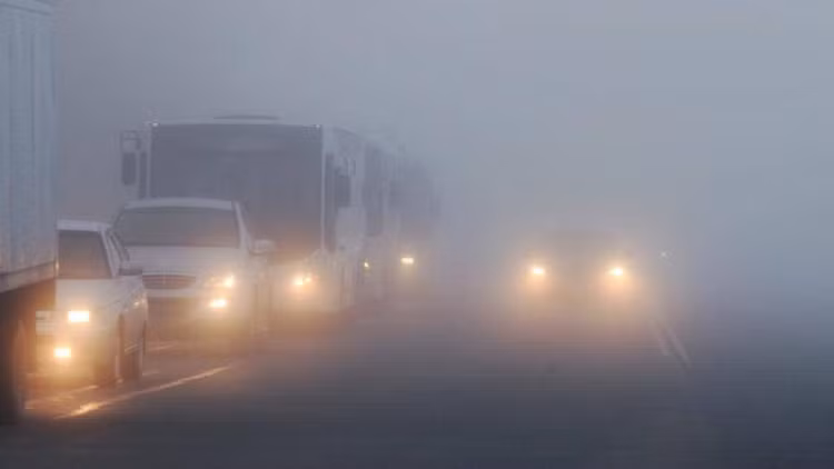 Tai nạn có thể xảy ra khi tầm nhìn bị hạn chế do sương mù - Ảnh:internet. Tai nạn có thể xảy ra khi tầm nhìn bị hạn chế do sương mù - Ảnh:internet.