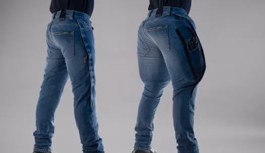 Mẫu quần jeans mới của hãng sẽ có thể đặt hàng vào cuối tháng này, với giá bán khá cao, khoảng 499 USD (tương đương 11,8 triệu đồng) - Ảnh: Mo'cycle Mẫu quần jeans mới của hãng sẽ có thể đặt hàng vào cuối tháng này, với giá bán khá cao, khoảng 499 USD (tương đương 11,8 triệu đồng) - Ảnh: Mo'cycle