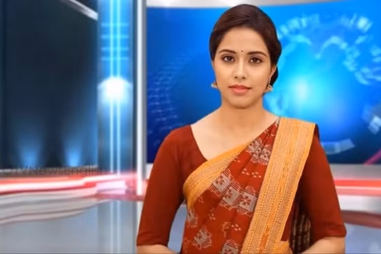 Lisa là người dẫn chương trình A.I cho Odisha TV.
