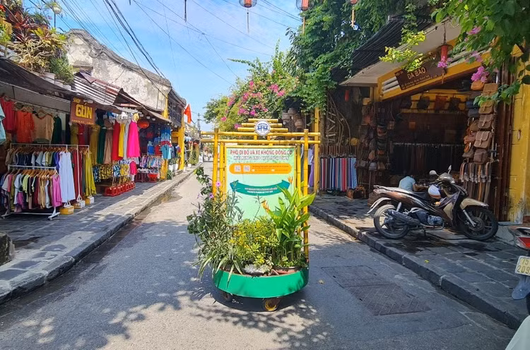 Hội An mở rộng phố đi bộ nhằm đa dạng sản phẩm văn hóa – du lịch Hội An mở rộng phố đi bộ nhằm đa dạng sản phẩm văn hóa – du lịch