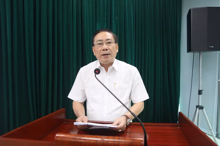 Ông Hồ Đình Lưỡng, Bí thư Đảng đoàn, Chủ tịch Liên hiệp các Hội Khoa học và Kỹ thuật tỉnh Phú Thọ