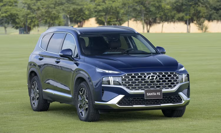 Hyundai SantaFe 2023.