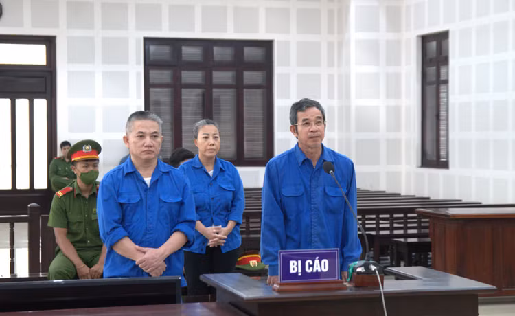 Nhận hội lộ, cựu Chủ tịch quận ở Đà Nẵng bị phạt 7 năm tù ảnh 1 Nhận hội lộ, cựu Chủ tịch quận ở Đà Nẵng bị phạt 7 năm tù ảnh 1