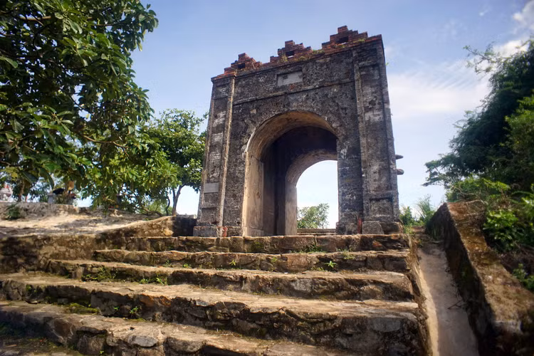 Hoành Sơn Quan ngày nay. Ảnh: Quốc Lê.