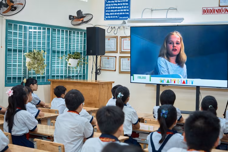 Lớp học “Smart Habit” được tổ chức nhằm giáo dục cho các em học sinh bậc tiểu học, nâng cao nhận thức từ sớm về chủ động ngăn ngừa sâu răng bằng Xylitol