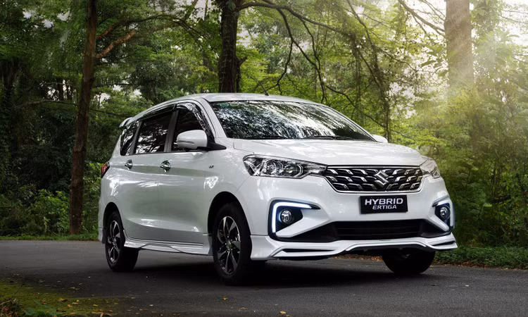 Suzuki Ertiga Hybrid. Suzuki Ertiga Hybrid.